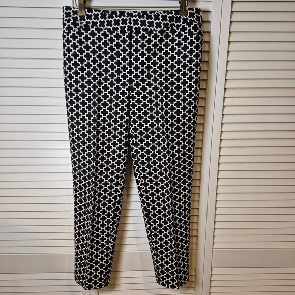 White House Black Market Slim Ankle Pants 8R Black White Geometric Pattern‎ - Picture 1 of 11